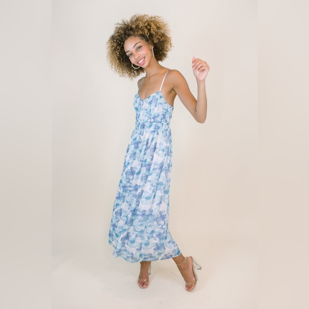 Storia Blue and White Floral Watercolor Midi Dress